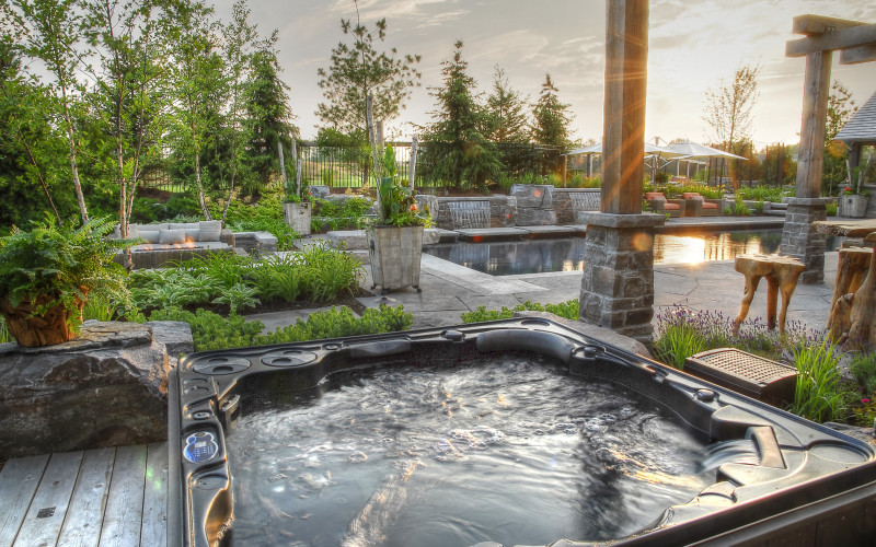 Choosing the Right Spa For Your Backyard Retreat