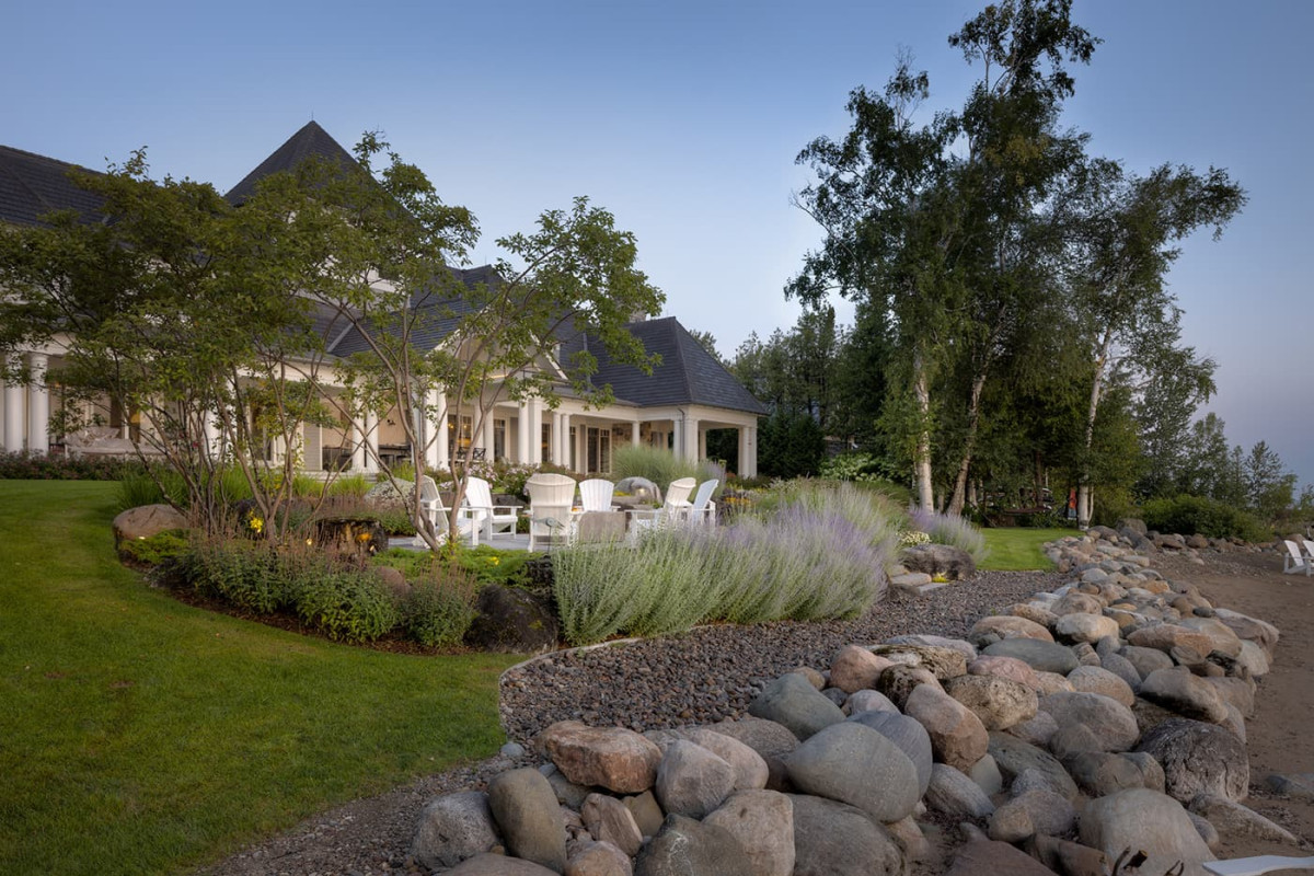 MNP-TLG-109LW-044-1726178063