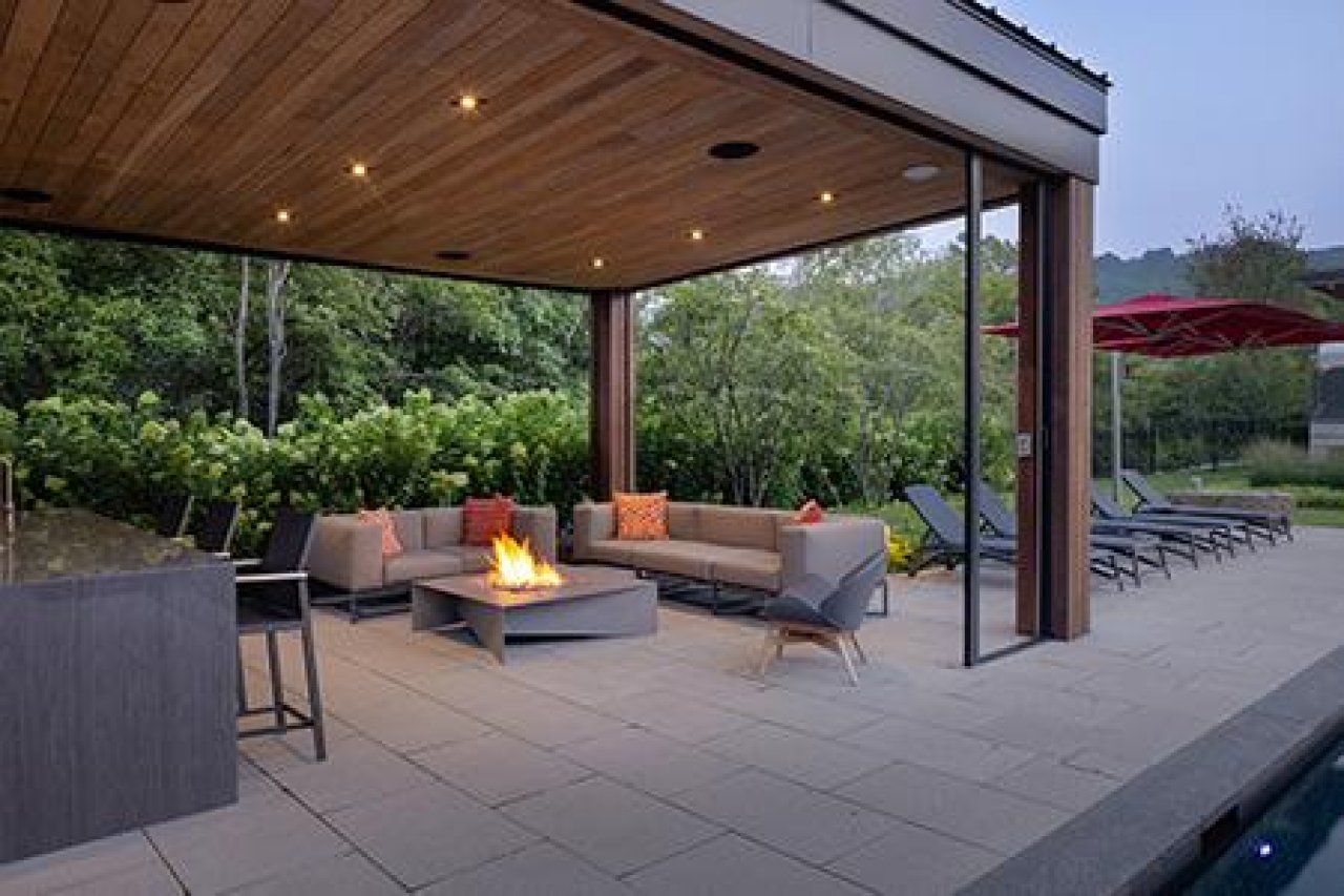 Outdoor patio with fireplace